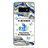 PERSONALIZED BEING MOM IS AN HONOR BEING GRANDMAS IS PRICELESS PHONECASE QTVQ1604