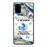 PERSONALIZED BEING MOM IS AN HONOR BEING GRANDMAS IS PRICELESS PHONECASE QTVQ1604