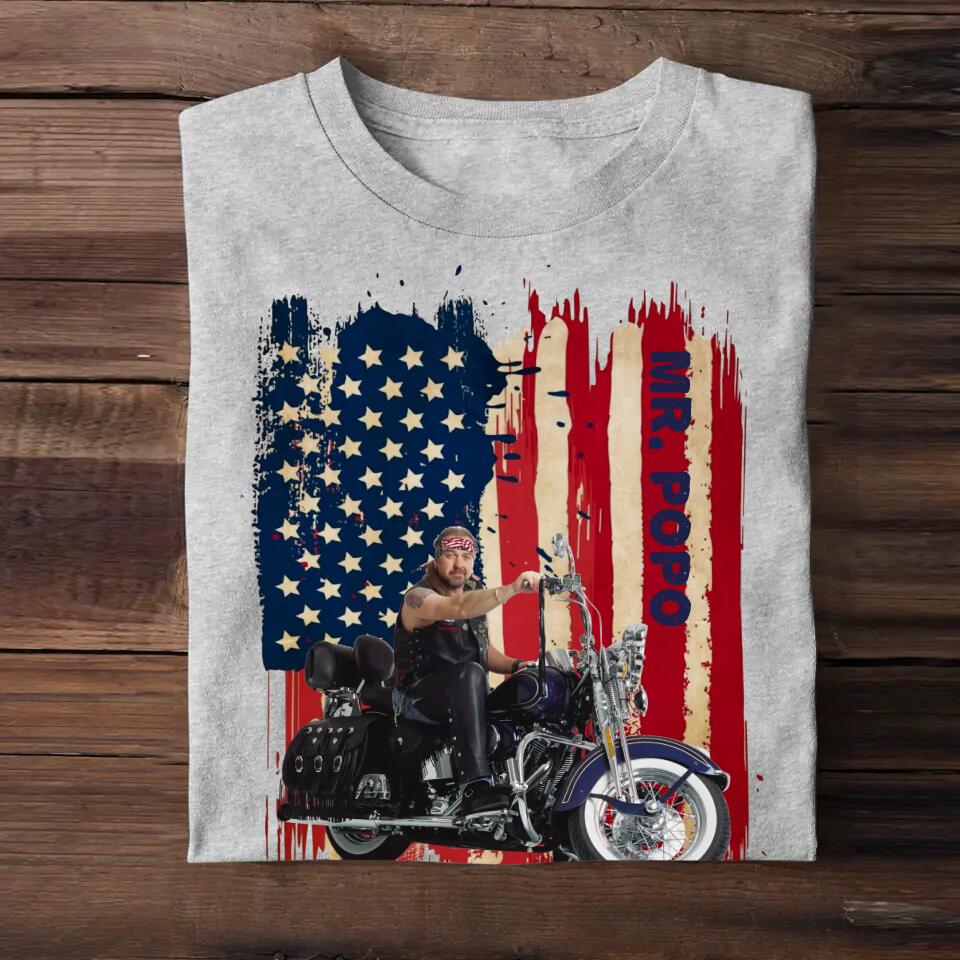 Personalized Upload Your Motorcyclist Photo US Flag Background Tshirt Printed 23MAR-BQT29